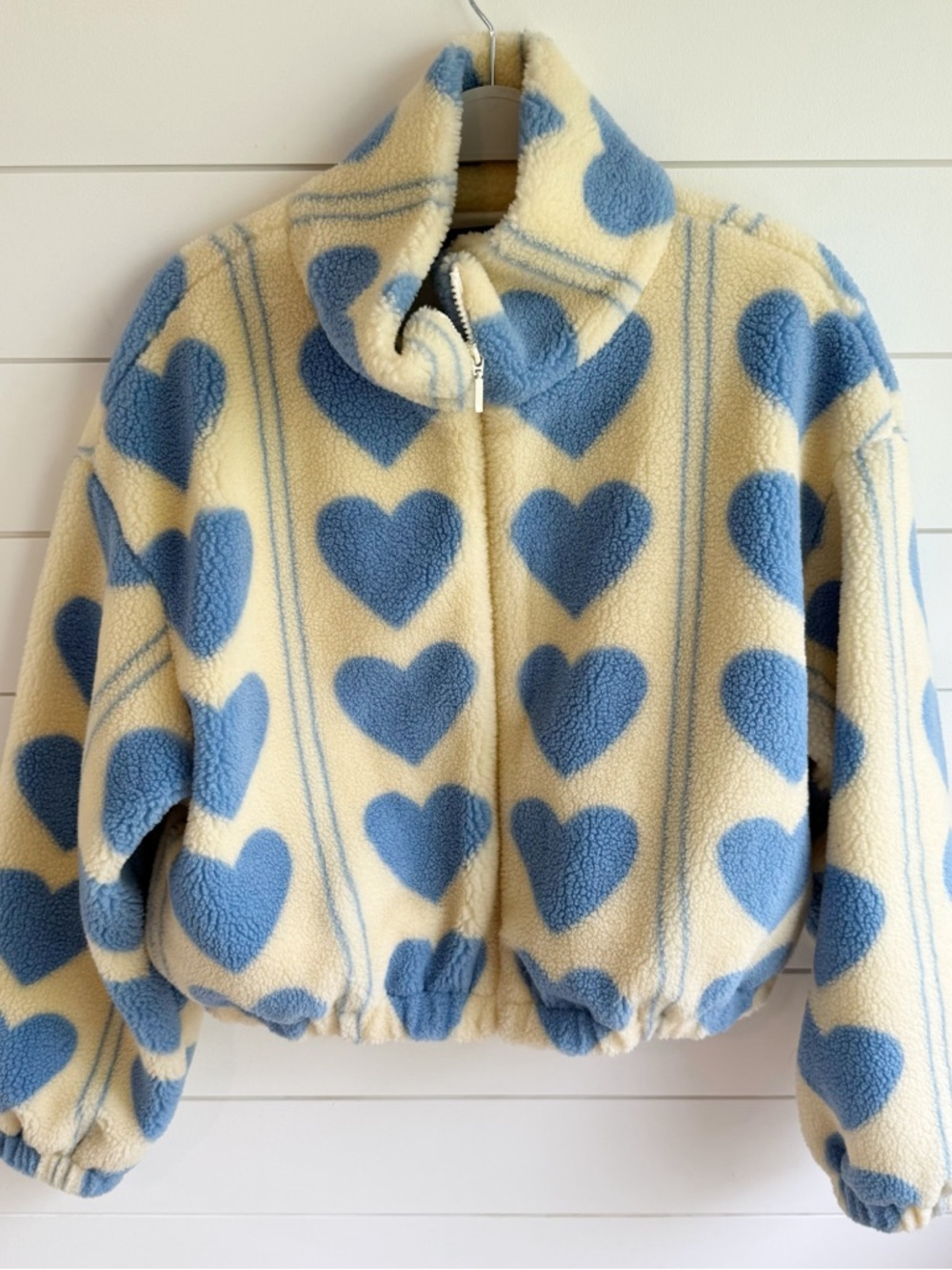 Cider Valentine Zip Front Patterned Fleece
Jacket- med - Picture 2 of 6